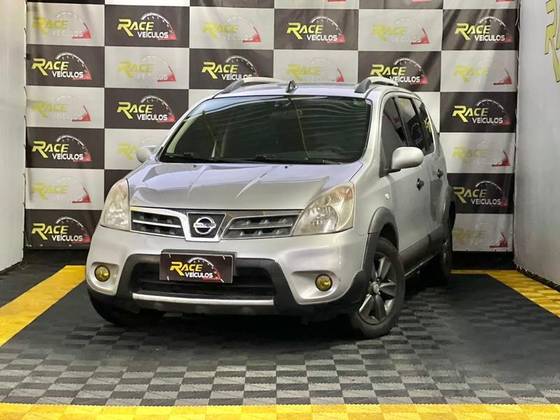 NISSAN LIVINA 1.8 SL X-GEAR 16V FLEX 4P AUTOMÁTICO NISSAN LIVINA 1.8 SL X-GEAR 16V FLEX 4P AUTOMÁTICO